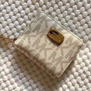 Michael Kors Small Jet Wallet